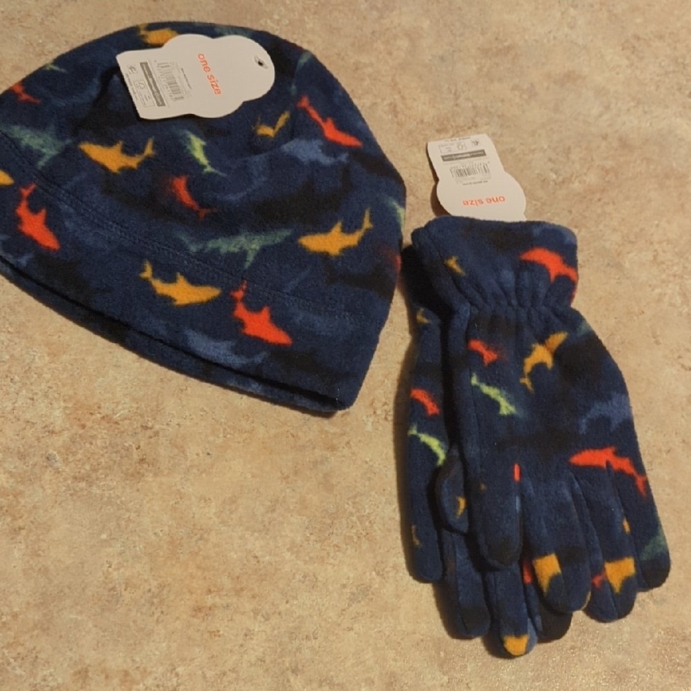NWT Kids' Shark Pattern Hat  Gloves Set Navy Fleece New One Size